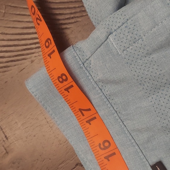 TRAVIS MATHEW Lake Powell Golf Shorts - Picture 14 of 16